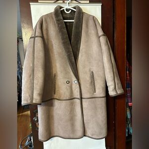 Vintage David Muller Sheepskin woman’s coat size 14